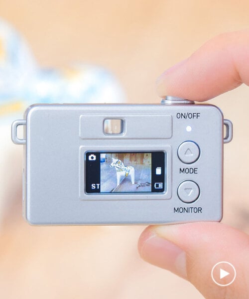 functional miniature digital camera can produce pictures like watercolor paintings